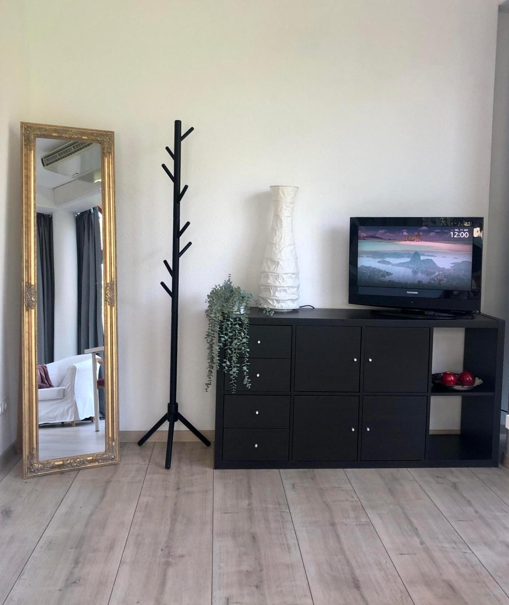 Rhoenzeit Apartements Und Zimmer Hilders Extérieur photo